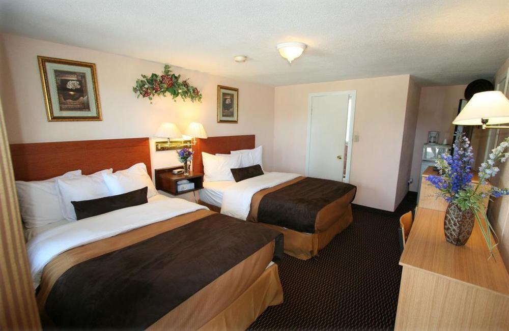 Campbellford River Inn Esterno foto